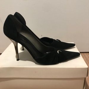 BCBG Girls Madyson Suede Pumps Size 7